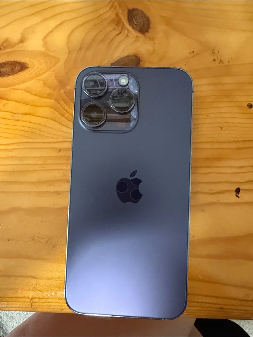 Apple iPhone Silver Front Display - Black Screen